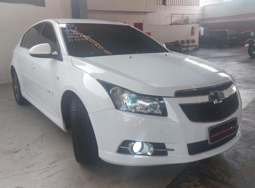 CHEVROLET Cruze Hatch - Foto