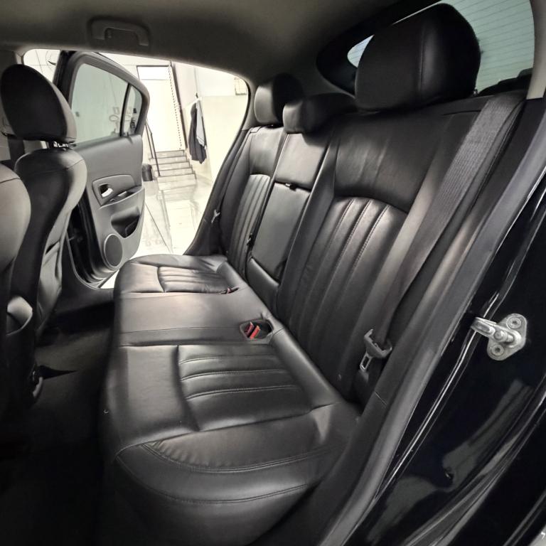 CHEVROLET Cruze Hatch - Foto