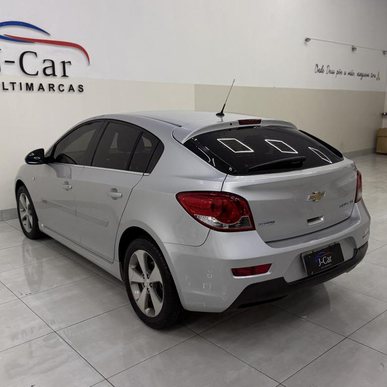 CHEVROLET Cruze Hatch - Foto