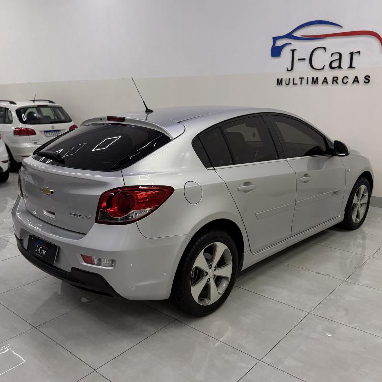 CHEVROLET Cruze Hatch - Foto