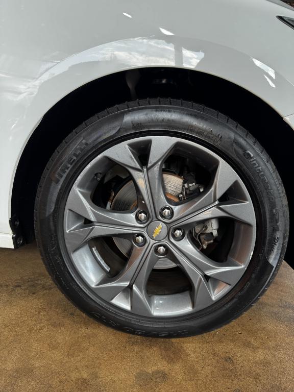 CHEVROLET Cruze Hatch - Foto