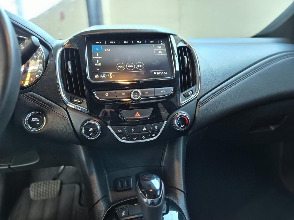 CHEVROLET Cruze Hatch - Foto