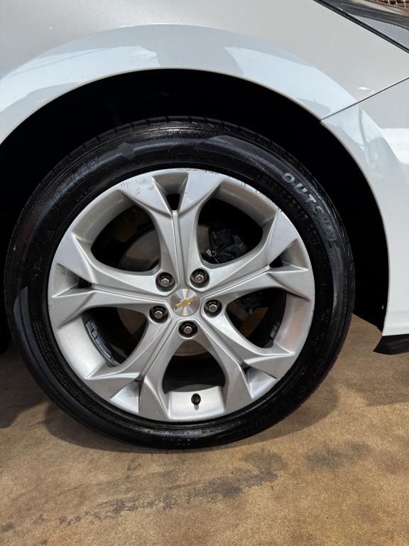 CHEVROLET Cruze Hatch - Foto