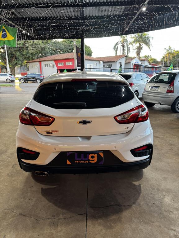 CHEVROLET Cruze Hatch - Foto