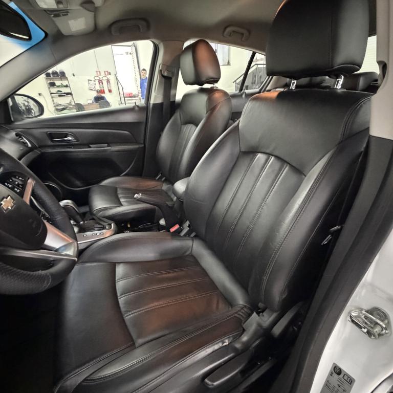 CHEVROLET Cruze Hatch - Foto