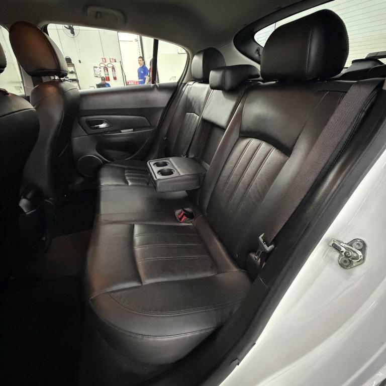 CHEVROLET Cruze Hatch - Foto