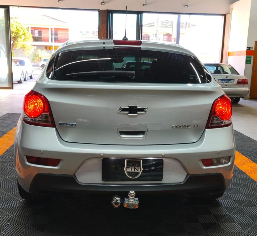 CHEVROLET Cruze Hatch - Foto