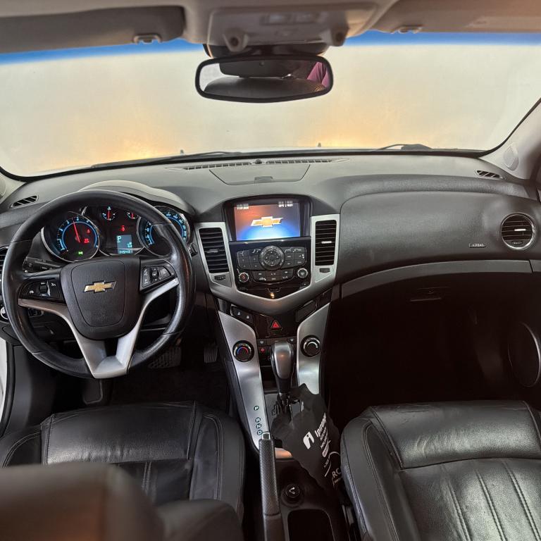 CHEVROLET Cruze Hatch - Foto