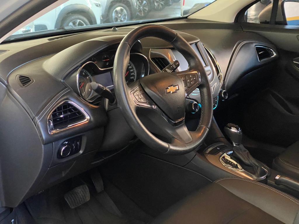 CHEVROLET Cruze Hatch - Foto