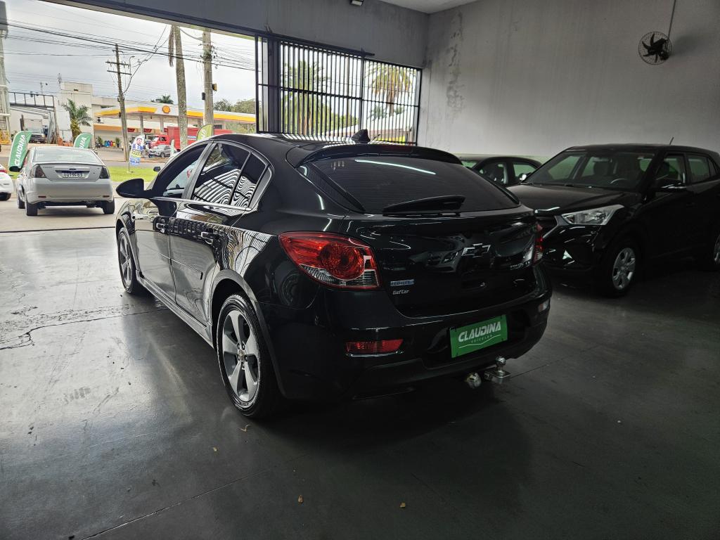 CHEVROLET Cruze Hatch - Foto