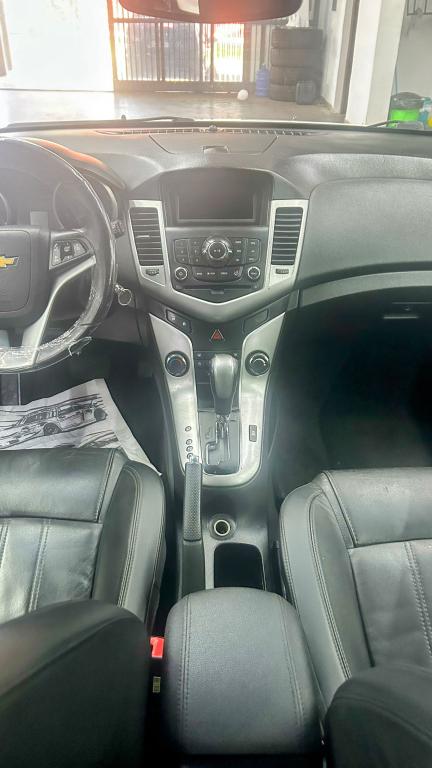 CHEVROLET Cruze Hatch - Foto