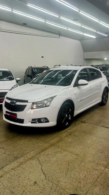 CHEVROLET Cruze Hatch - Foto