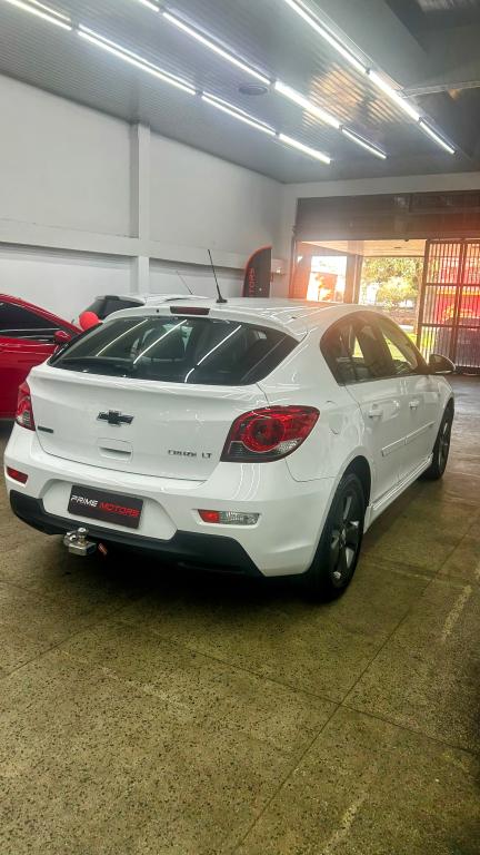 CHEVROLET Cruze Hatch - Foto