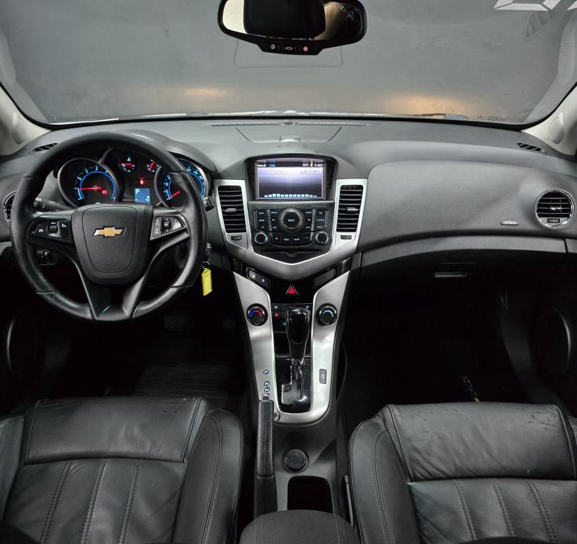 CHEVROLET Cruze Hatch - Foto