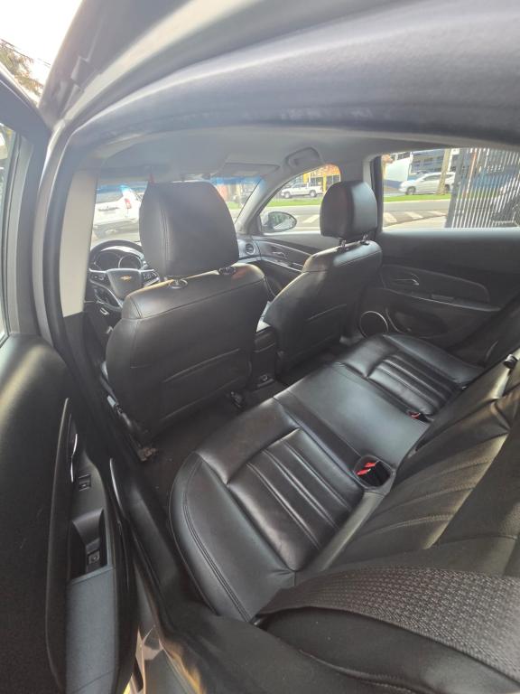 CHEVROLET Cruze Hatch - Foto