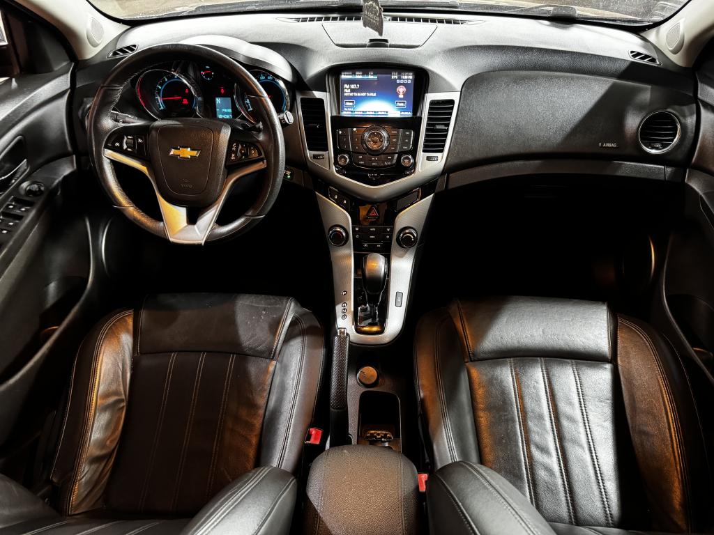 CHEVROLET Cruze Hatch - Foto