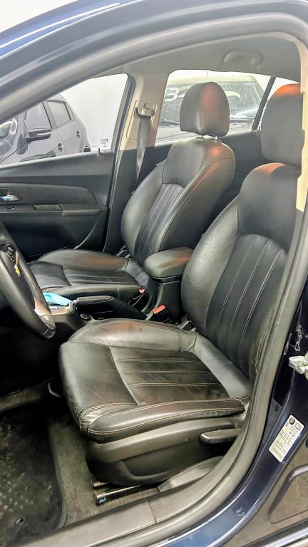 CHEVROLET Cruze Hatch - Foto