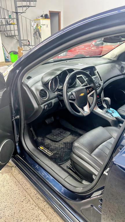 CHEVROLET Cruze Hatch - Foto