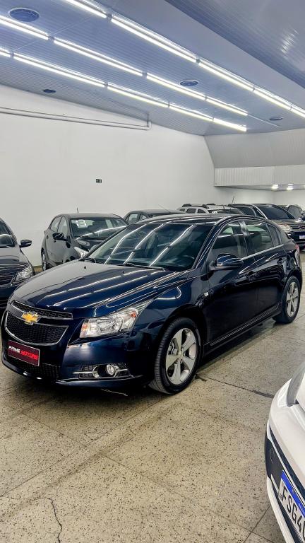 CHEVROLET Cruze Hatch - Foto