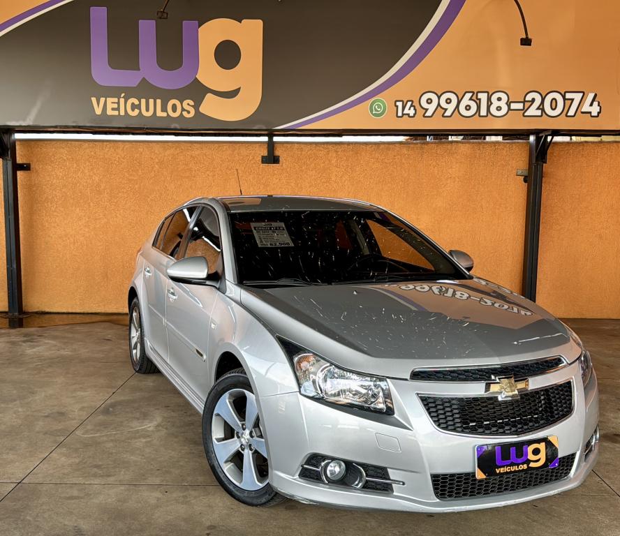 CHEVROLET Cruze Hatch - Foto