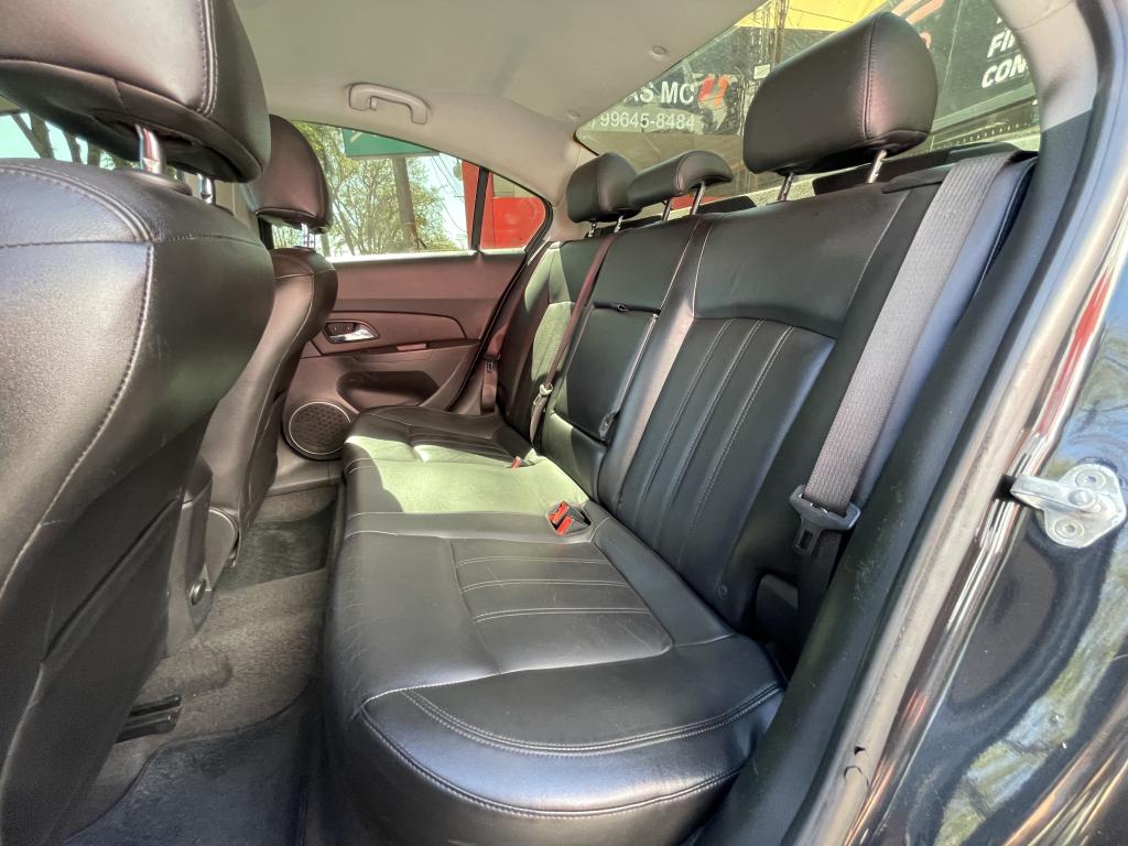 CHEVROLET Cruze Sedan - Foto