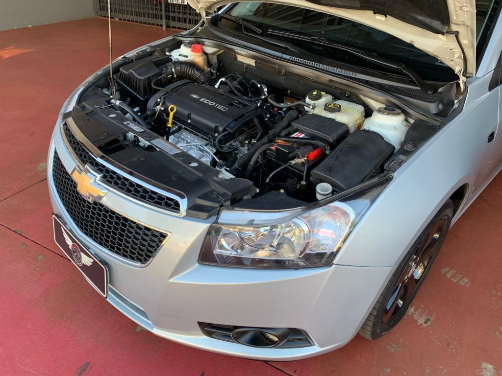 CHEVROLET Cruze Sedan - Foto