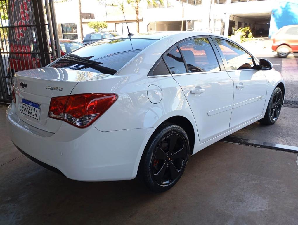 CHEVROLET Cruze Sedan