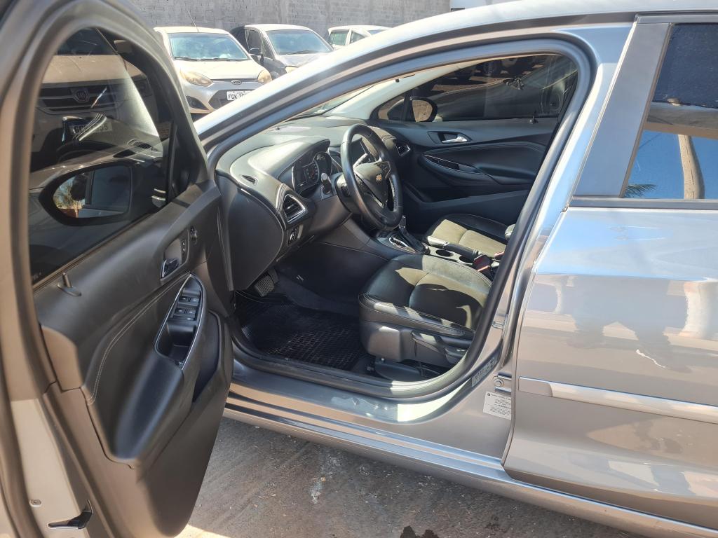 CHEVROLET Cruze Sedan - Foto