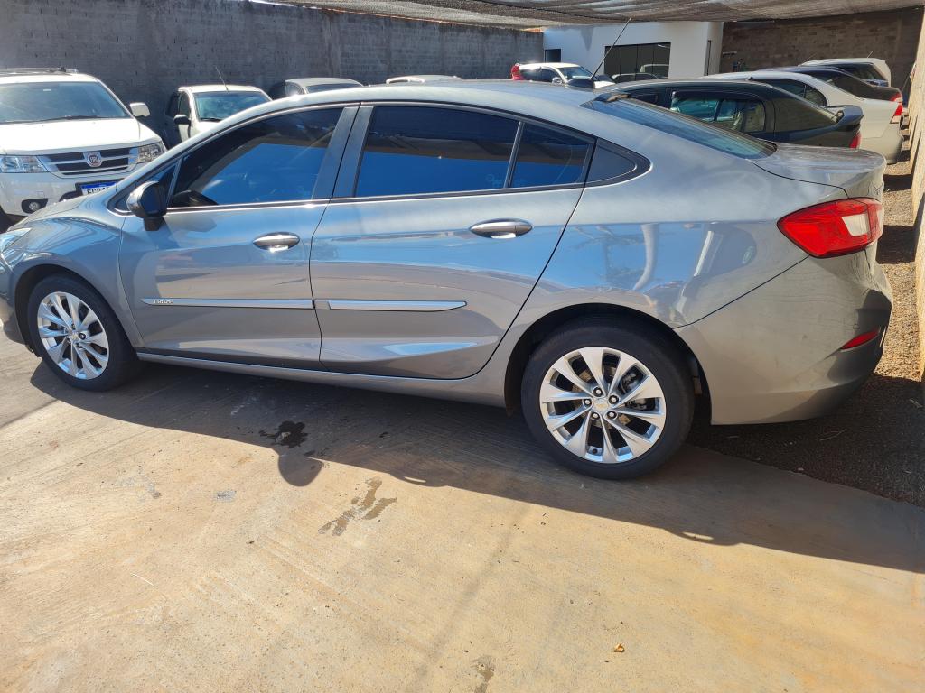 CHEVROLET Cruze Sedan - Foto