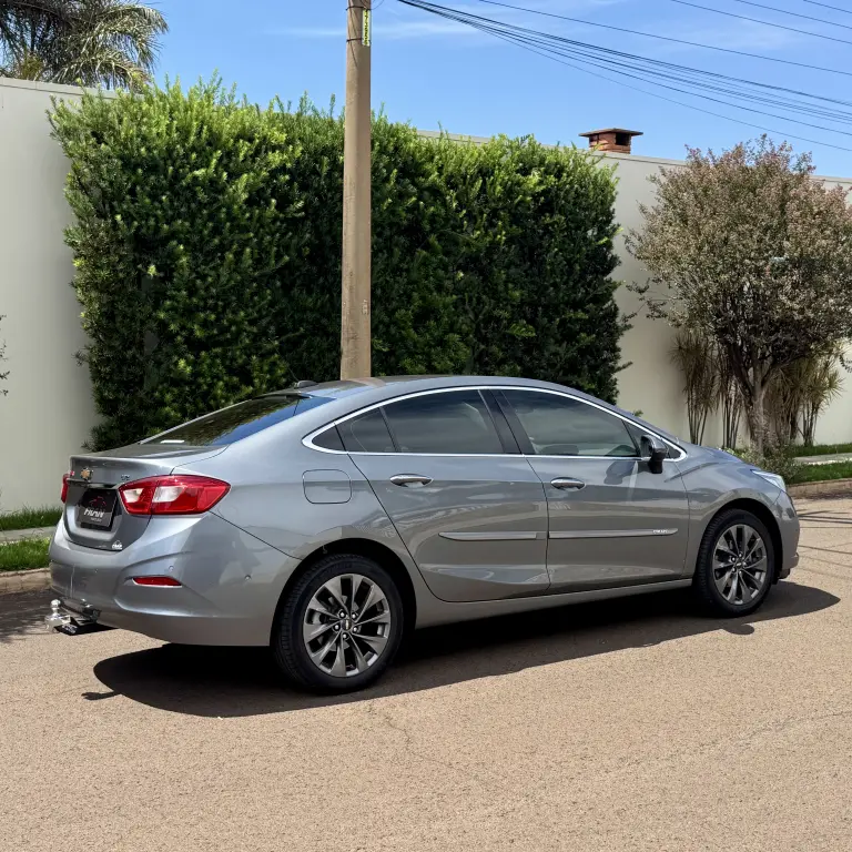 CHEVROLET Cruze Sedan - Foto