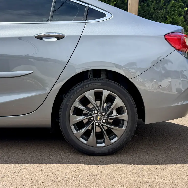 CHEVROLET Cruze Sedan - Foto