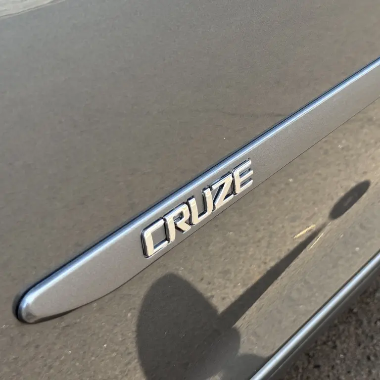 CHEVROLET Cruze Sedan - Foto