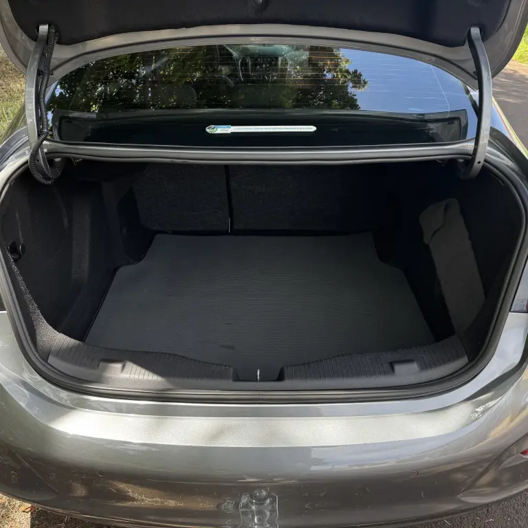 CHEVROLET Cruze Sedan - Foto