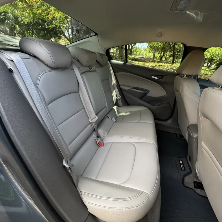 CHEVROLET Cruze Sedan - Foto