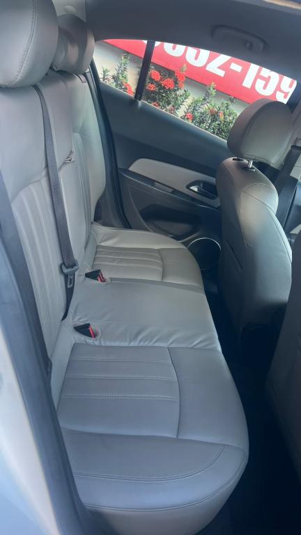 CHEVROLET Cruze Sedan - Foto