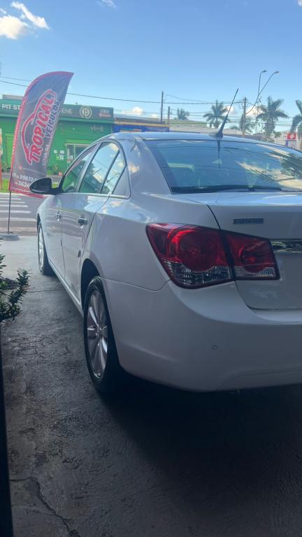 CHEVROLET Cruze Sedan - Foto