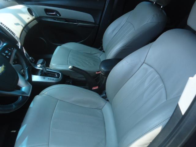 CHEVROLET Cruze Sedan - Foto