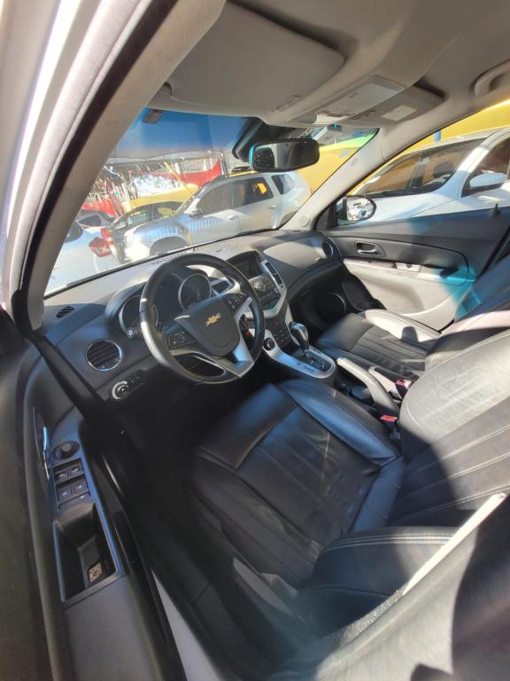 CHEVROLET Cruze Sedan - Foto