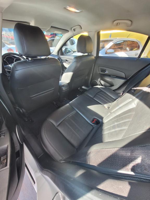 CHEVROLET Cruze Sedan - Foto