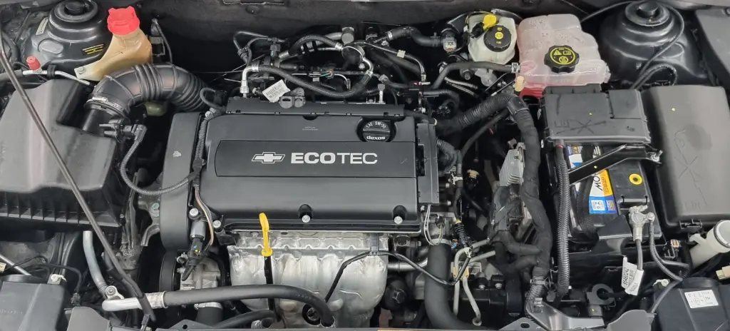 CHEVROLET Cruze Sedan - Foto