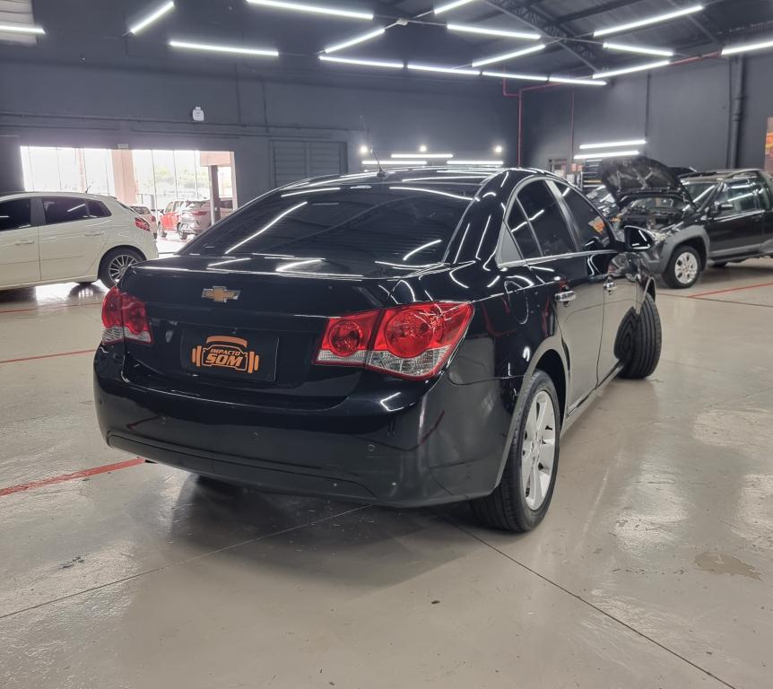 CHEVROLET Cruze Sedan - Foto