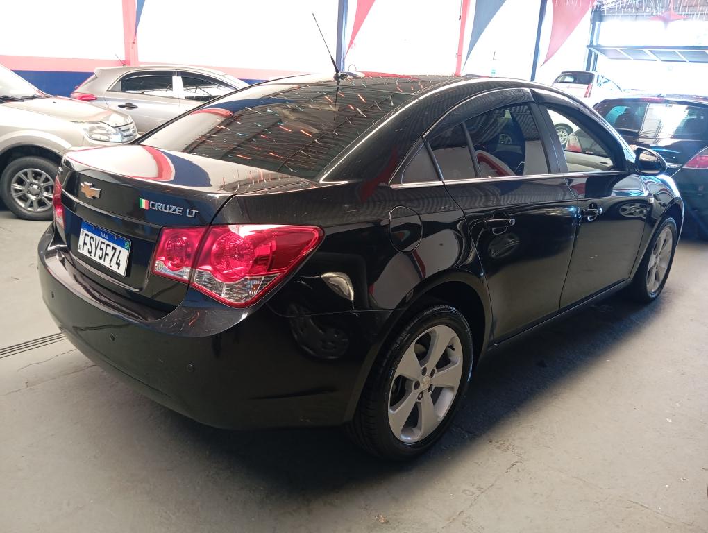 CHEVROLET Cruze Sedan - Foto