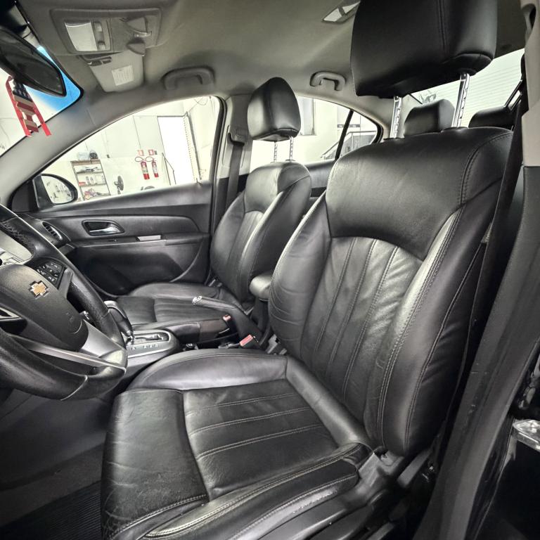 CHEVROLET Cruze Sedan - Foto