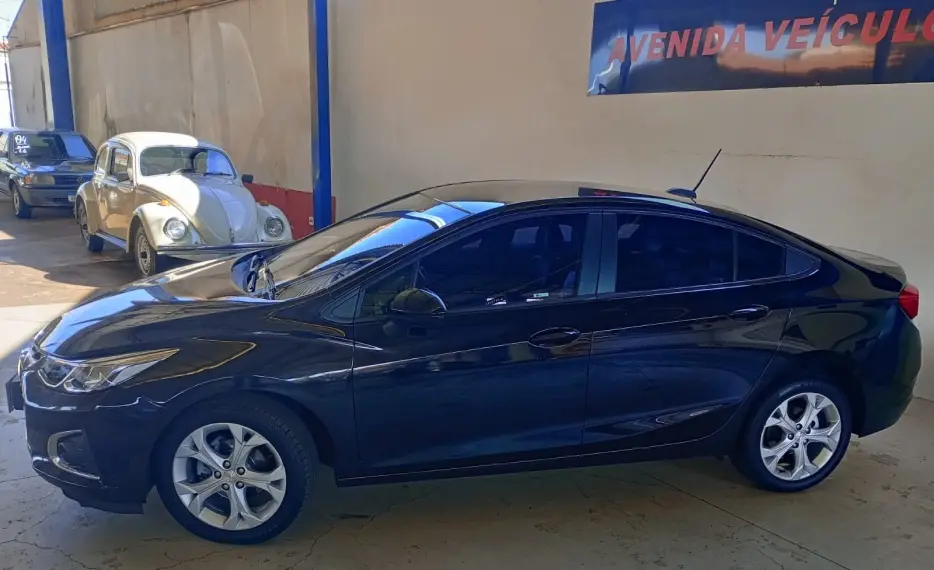 CHEVROLET Cruze Sedan - Foto