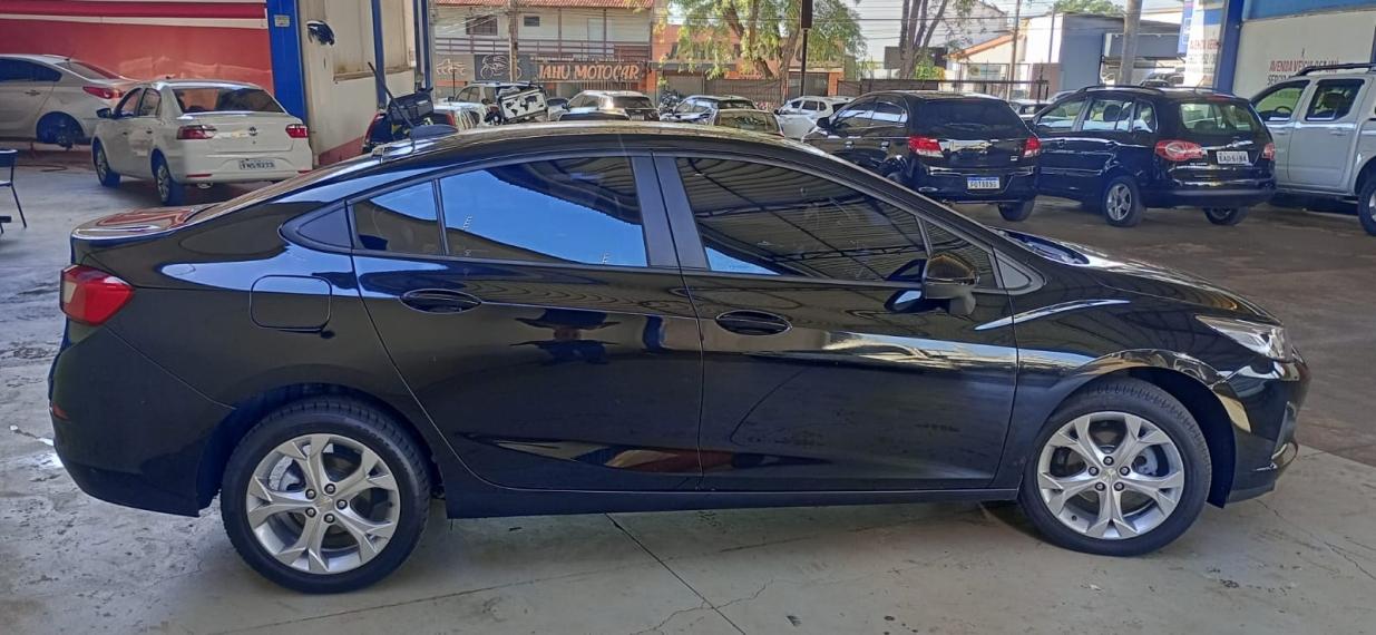 CHEVROLET Cruze Sedan - Foto