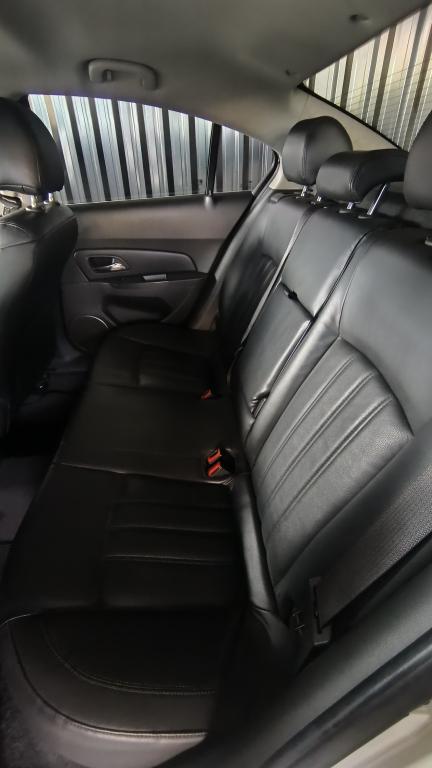 CHEVROLET Cruze Sedan - Foto