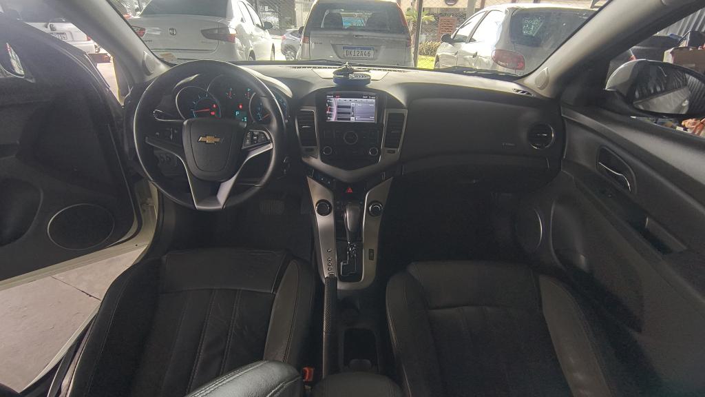 CHEVROLET Cruze Sedan - Foto