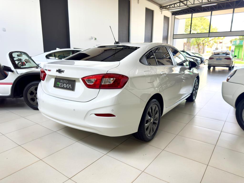 CHEVROLET Cruze Sedan - Foto