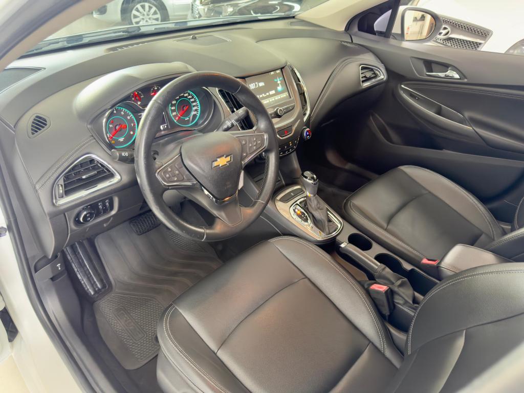 CHEVROLET Cruze Sedan - Foto