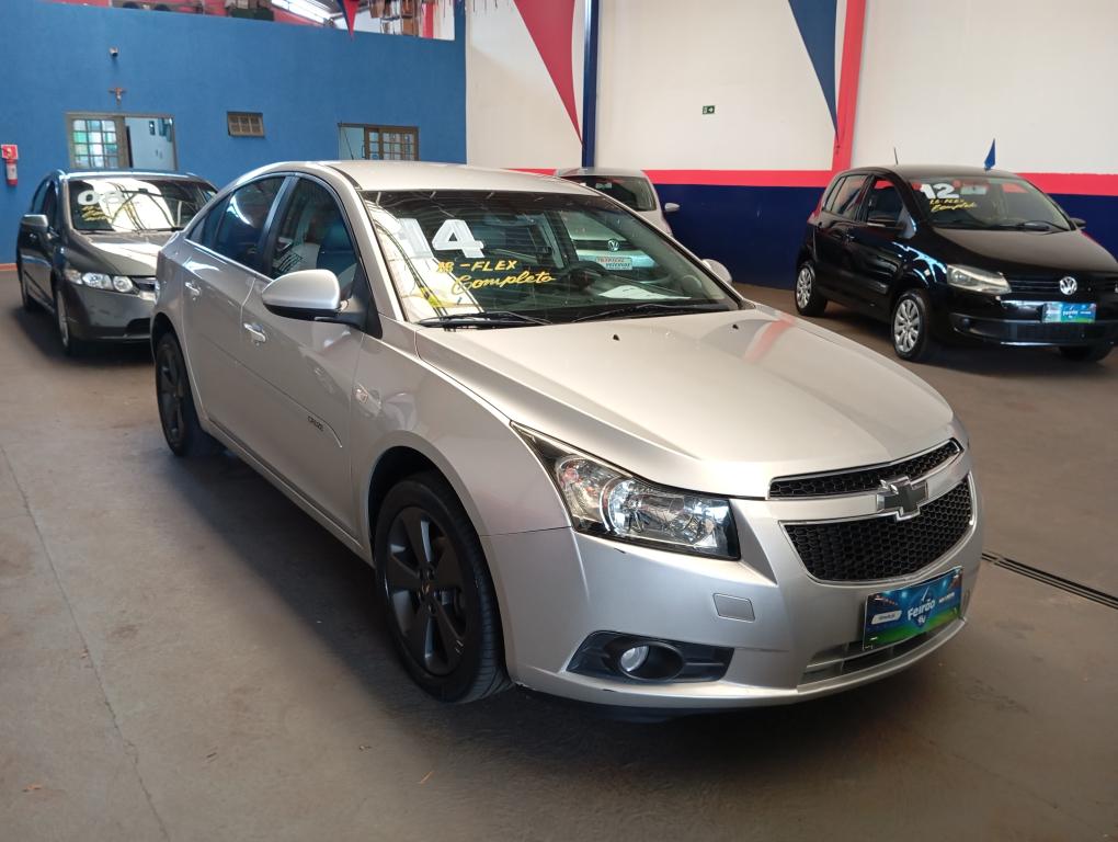 CHEVROLET Cruze Sedan - Foto